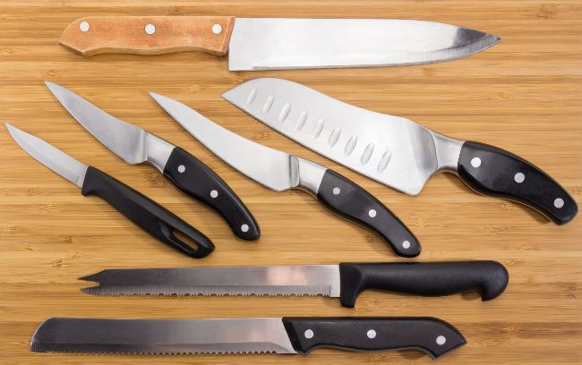 an image of different types of knives