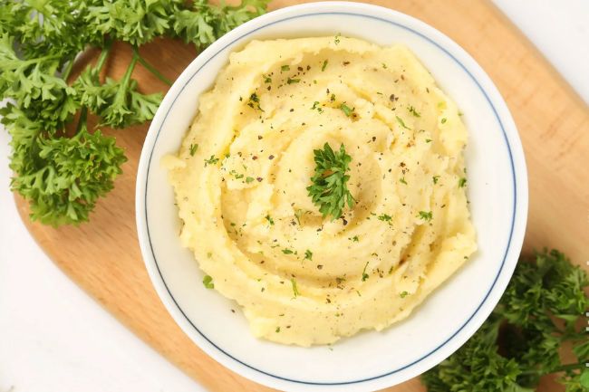 an image of mashed potatoes