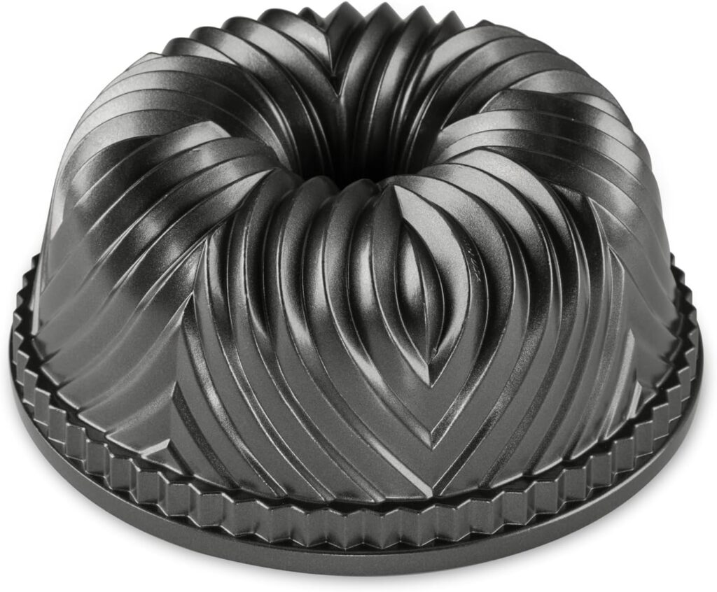 Nordic Ware Pro Cast Bavaria Bundt Pan